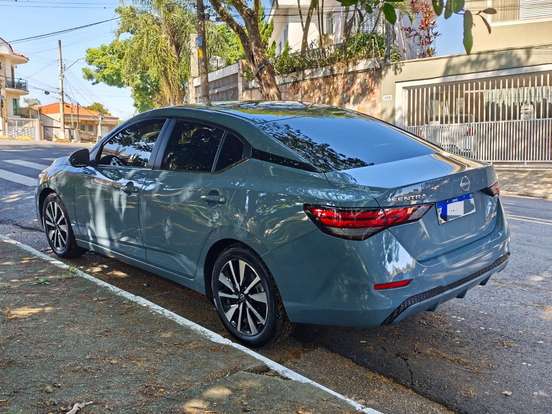NISSAN-SENTRA-2024