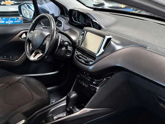 PEUGEOT-2008-1.6 16V FLEX GRIFFE 4P AUTOMÁTICO PEUGEOT-2008-2016
