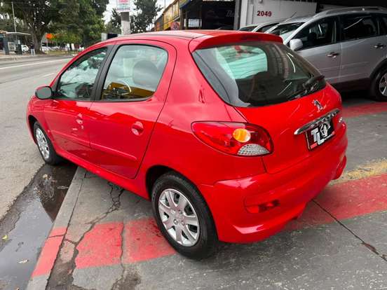 PEUGEOT-207-2014