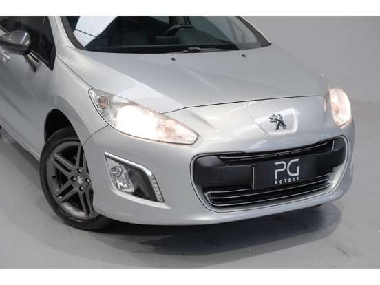 PEUGEOT-308-1.6 GRIFFE THP 16V GASOLINA 4P AUTOMÁTICO PEUGEOT-308-2013