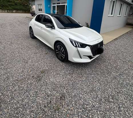 PEUGEOT-208-2024