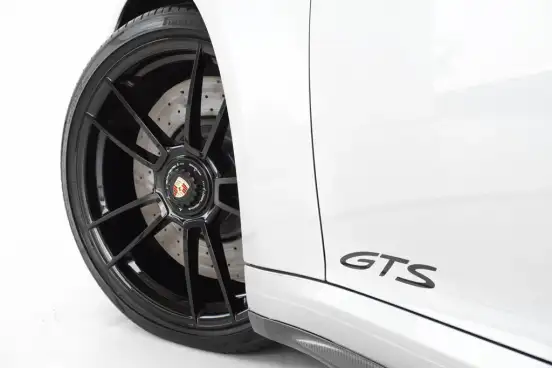 PORSCHE-911-2022
