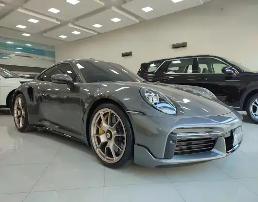 PORSCHE-911-2023