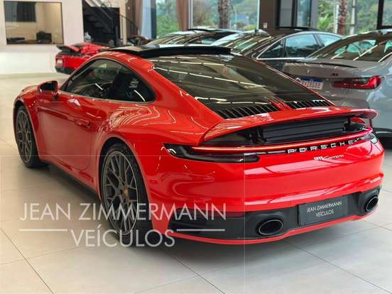 PORSCHE-911-2020