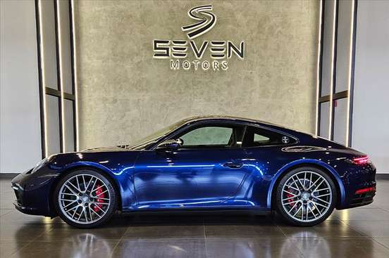 PORSCHE-911-2023