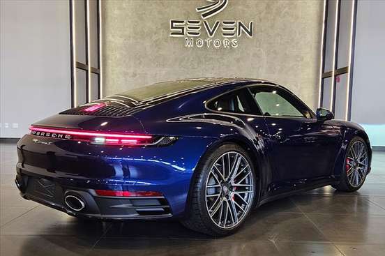PORSCHE-911-2023