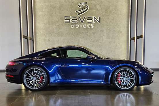 PORSCHE-911-2023