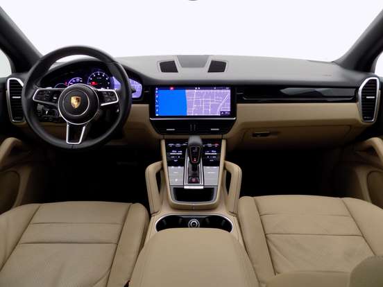 PORSCHE-CAYENNE-2018