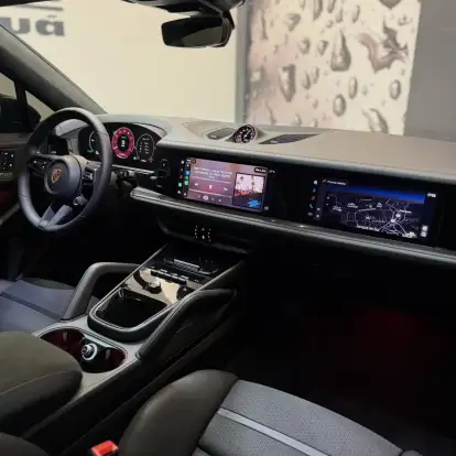 PORSCHE-CAYENNE-2025