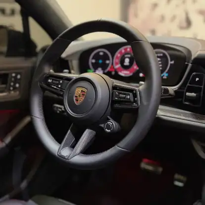 PORSCHE-CAYENNE-2025