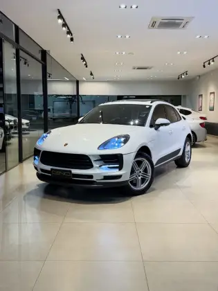 PORSCHE MACAN 2.0 16V GASOLINA 4P AUTOMÁTICO PORSCHE MACAN 2.0 16V GASOLINA 4P AUTOMÁTICO