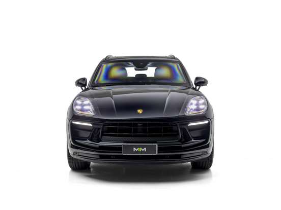 PORSCHE-MACAN-2025