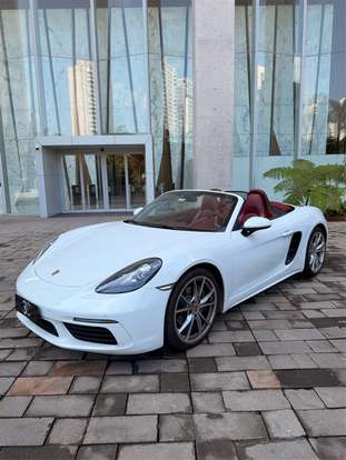 PORSCHE-718-2017