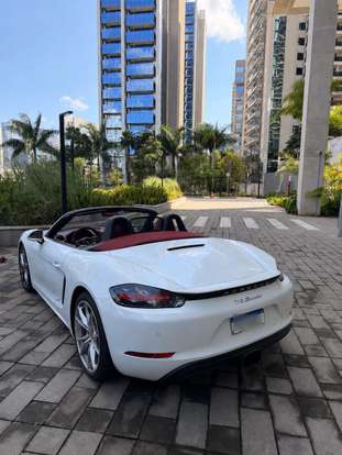 PORSCHE-718-2017
