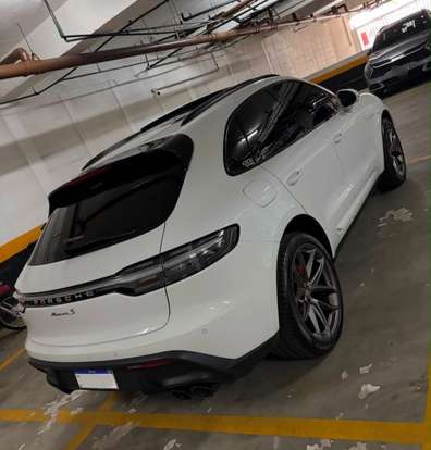 PORSCHE-MACAN-2022