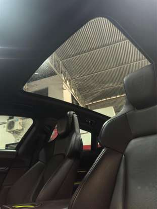 PORSCHE-TAYCAN-2022