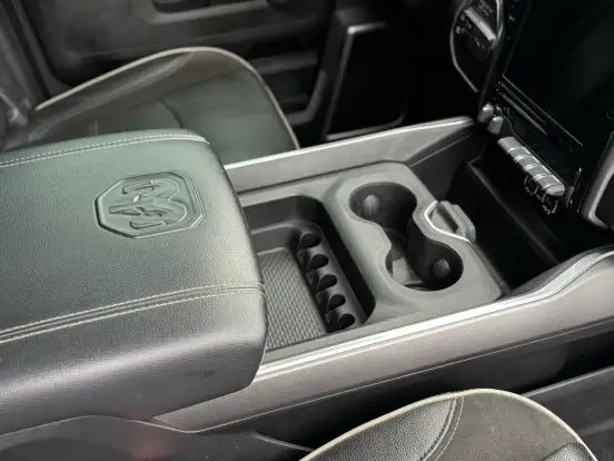 RAM-2500-6.7 I6 TURBO DIESEL LARAMIE CD 4X4 AUTOMÁTICO RAM-2500-2023