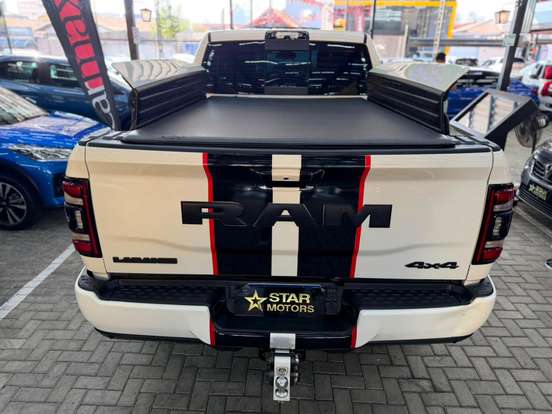 RAM-2500-6.7 I6 TURBO DIESEL LARAMIE CD 4X4 AUTOMÁTICO RAM-2500-2023