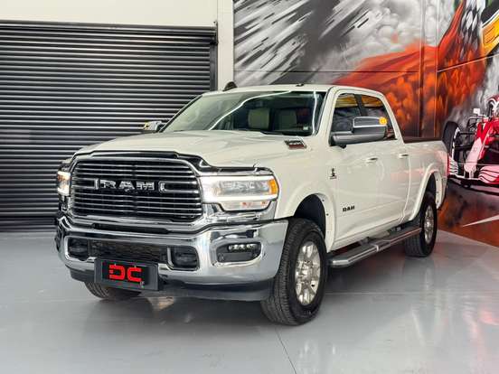 RAM-3500-6.7 I6 TURBO DIESEL LARAMIE CD 4X4 AUTOMÁTICO RAM-3500-2022