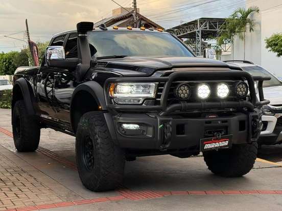 RAM-3500-6.7 I6 TURBO DIESEL LIMITED LONGHORN CD 4X4 AUTOMÁTICO RAM-3500-2023