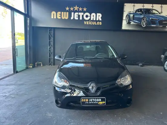 RENAULT-CLIO-2014