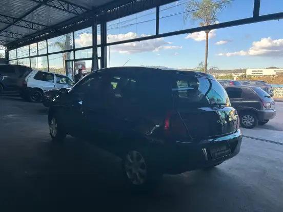 RENAULT-CLIO-2014
