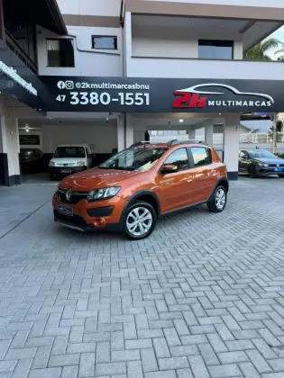 RENAULT SANDERO 1.6 16V SCE FLEX STEPWAY MANUAL RENAULT SANDERO 1.6 16V SCE FLEX STEPWAY MANUAL