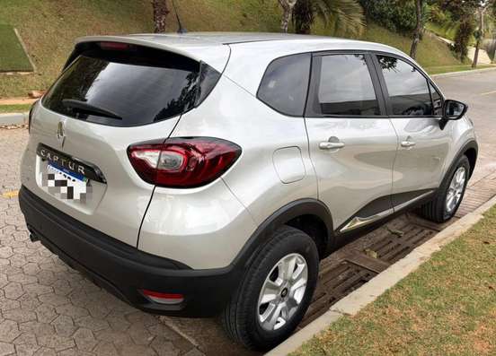 RENAULT-CAPTUR-2020