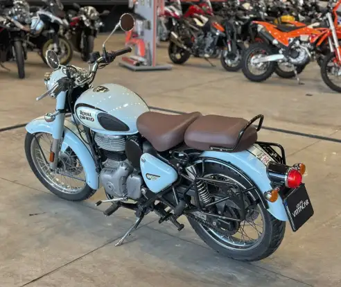 ROYAL ENFIELD-CLASSIC 350-2023
