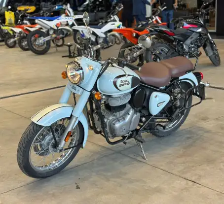 ROYAL ENFIELD-CLASSIC 350-2023