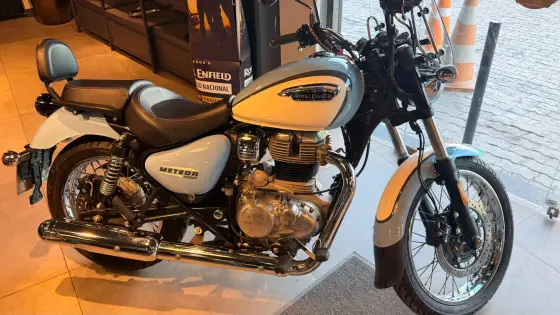 ROYAL ENFIELD METEOR 350 AURORA ROYAL ENFIELD METEOR 350 AURORA