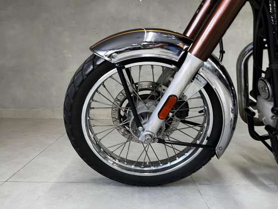 ROYAL ENFIELD-CLASSIC 350-2022