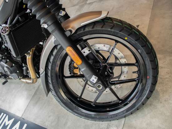 ROYAL ENFIELD-GUERRILLA 450 ROYAL ENFIELD-GUERRILLA 450-2026