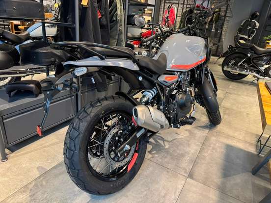 ROYAL ENFIELD-HIMALAYAN 450 SLATE SALT ROYAL ENFIELD-HIMALAYAN 450 SLATE SALT-2026