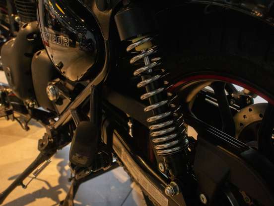 ROYAL ENFIELD-METEOR 350 FIREBALL ROYAL ENFIELD-METEOR 350 FIREBALL-2025