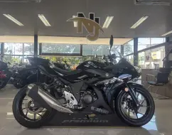 SUZUKI GSX 250R SUZUKI GSX 250R