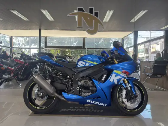 SUZUKI GSX-R750 MOTO GP SUZUKI GSX-R750 MOTO GP