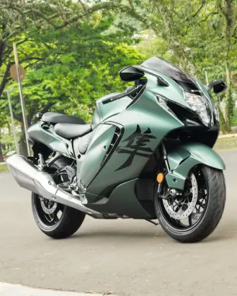 SUZUKI HAYABUSA GSX1300RRQ SUZUKI HAYABUSA GSX1300RRQ