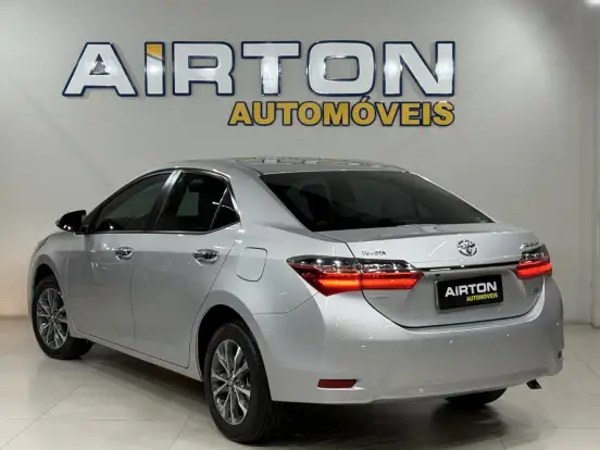 TOYOTA-COROLLA-1.8 GLI UPPER 16V FLEX 4P AUTOMÁTICO TOYOTA-COROLLA-2017
