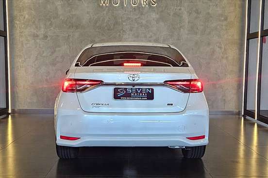 TOYOTA-COROLLA-2025
