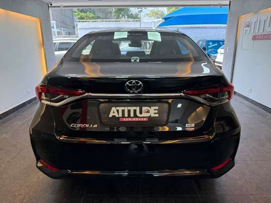 TOYOTA-COROLLA-2026