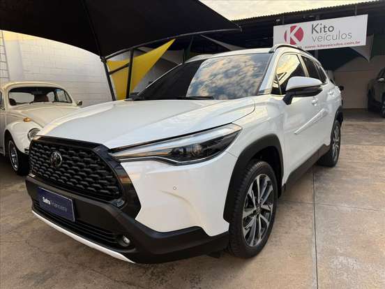 TOYOTA-COROLLA CROSS-2023