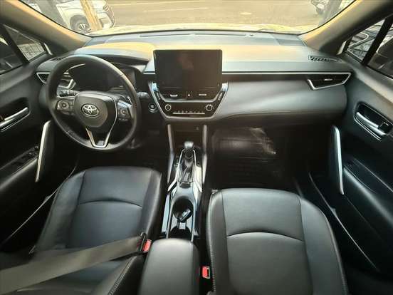 TOYOTA-COROLLA CROSS-2023
