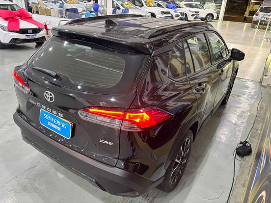 TOYOTA-COROLLA CROSS-2024
