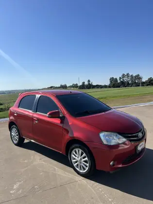 TOYOTA ETIOS 1.5 XLS 16V FLEX 4P MANUAL