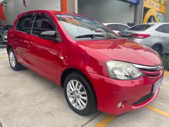 TOYOTA-ETIOS-2014