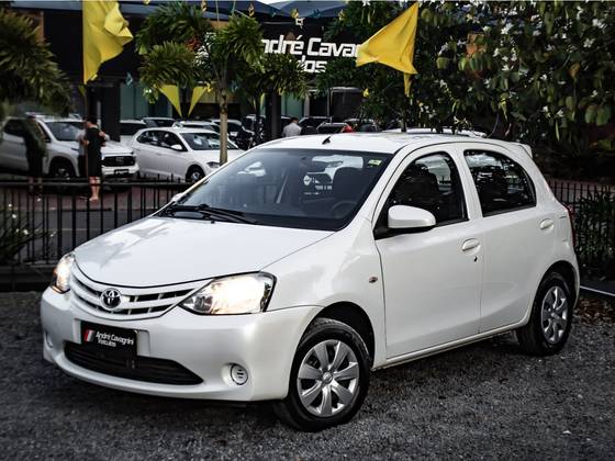 TOYOTA ETIOS 1.3 X 16V FLEX 4P MANUAL