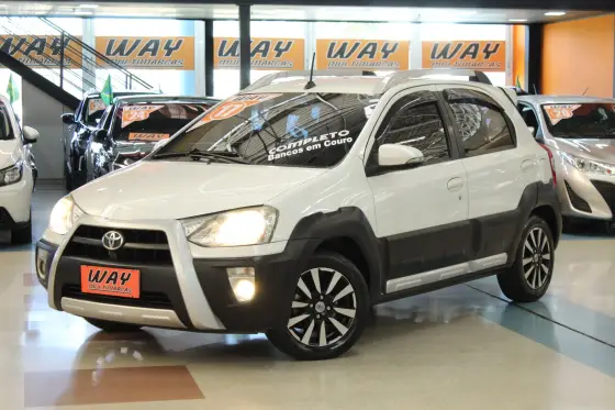 TOYOTA ETIOS CROSS 1.5 16V FLEX 4P MANUAL TOYOTA ETIOS CROSS 1.5 16V FLEX 4P MANUAL