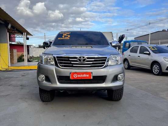 TOYOTA-HILUX-2.7 SRV 4X2 CD 16V FLEX 4P AUTOMÁTICO TOYOTA-HILUX-2014