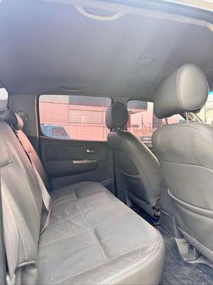 TOYOTA-HILUX-2014
